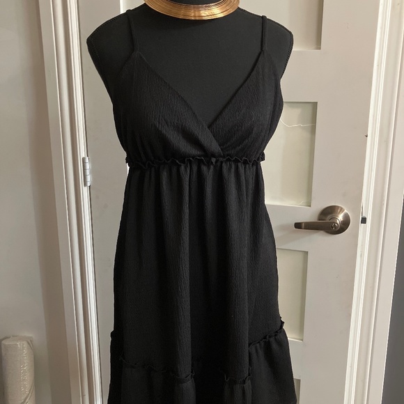 H & M DRESS - Picture 1 of 1